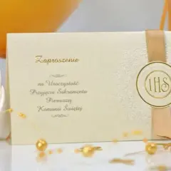 Jak wypełnić zaproszenia na komunię - proste kroki i wzory