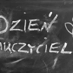 Jak napisać życzenia z okazji Dnia Nauczyciela, które wzruszą