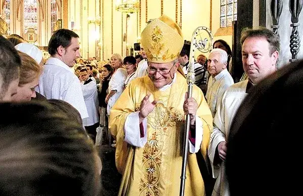 Czego życzyć biskupowi? Słowa, które wyrażają szacunek i wdzięczność